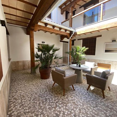Ibsen Almagro Apartment ภายนอก รูปภาพ