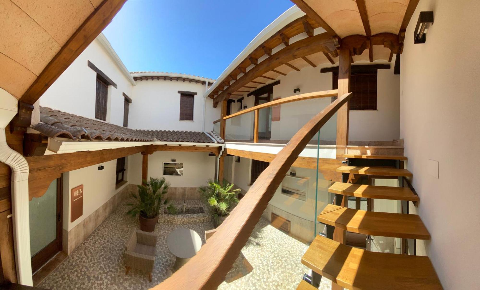 Ibsen Almagro Apartment ภายนอก รูปภาพ