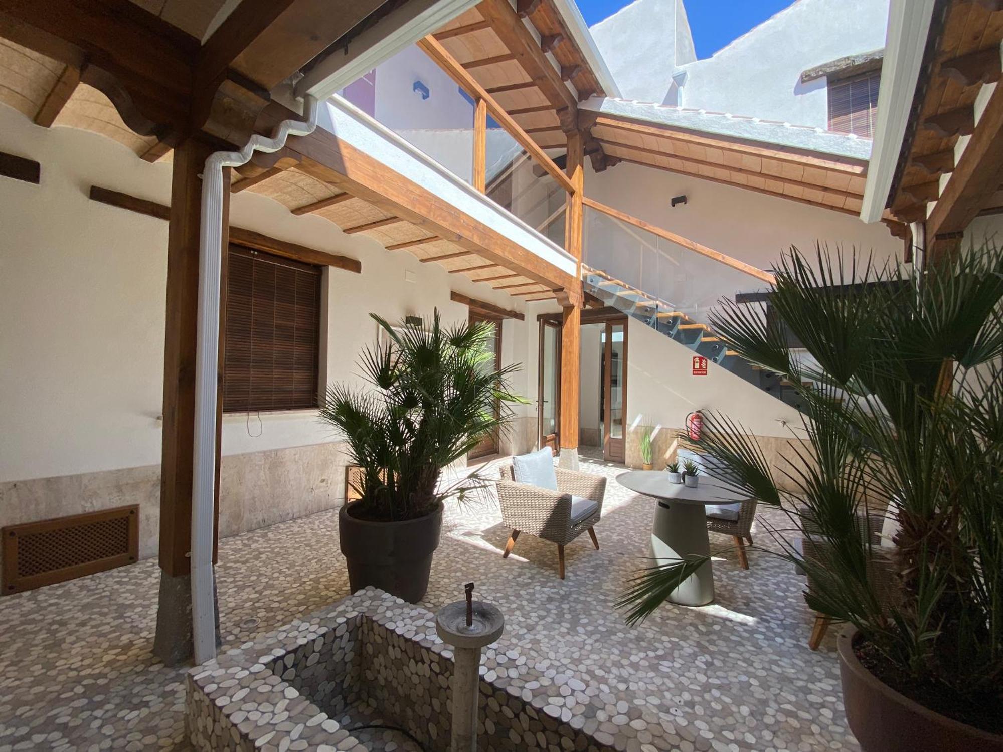 Ibsen Almagro Apartment ภายนอก รูปภาพ